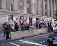 We demonstrated outside the Treasury Department, against the blockade, the travel ban and any US interference in the sovereignty of Cuba. (94kb)